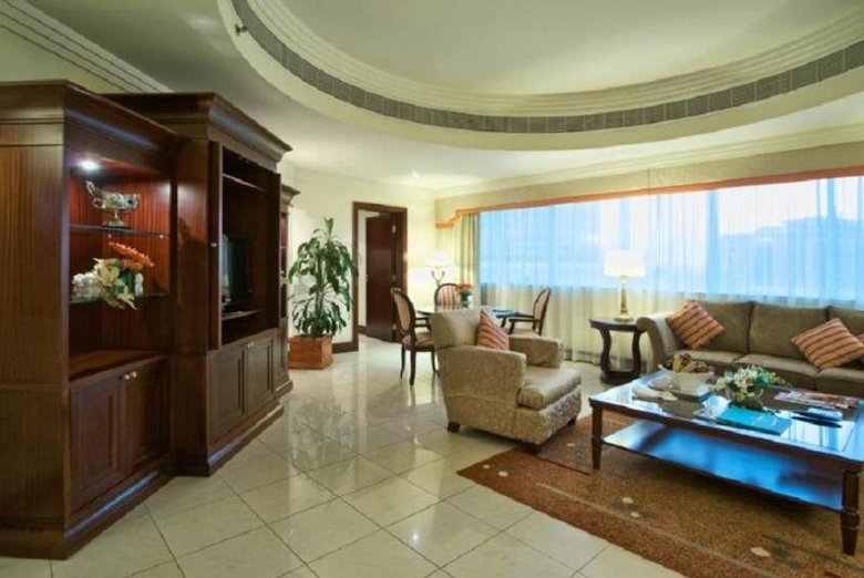 Hotel City Seasons Suites