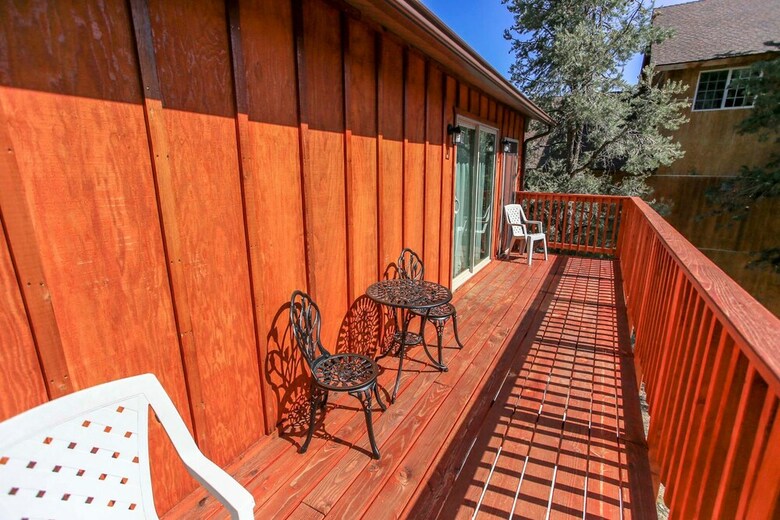Forest Edge Retreat