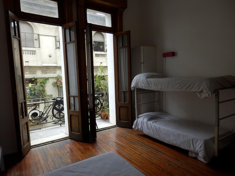 Hostal Ostinatto Hostel