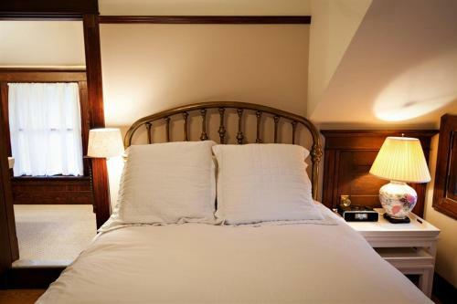 The Gatewood Bed And Breakfast