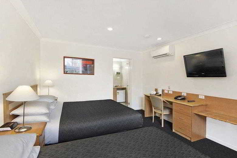 Hotel Melbourne's Princes Park Motor Inn