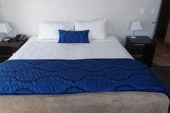 Hotel Chateau Beachside Resort