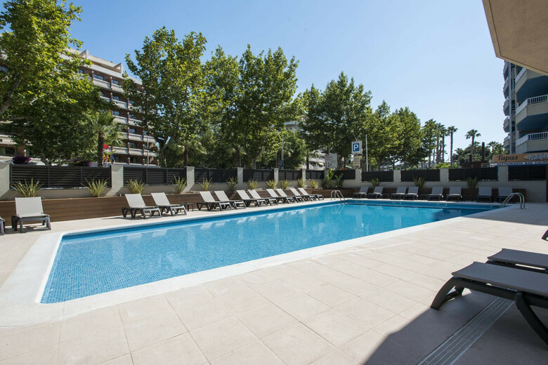 Aparthotel Apartamentos California