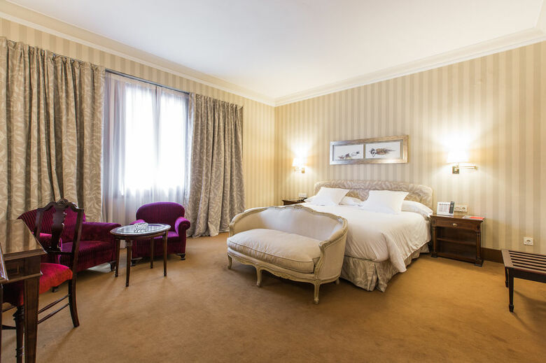 Hotel Carlton