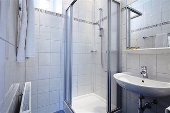Hostal Euro Youth Hotel & Krone