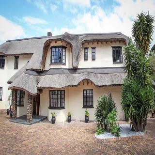 Hotel Winelands Villa Guesthouse & Cottages