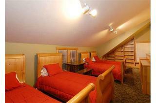 Ski Classic Lodge
