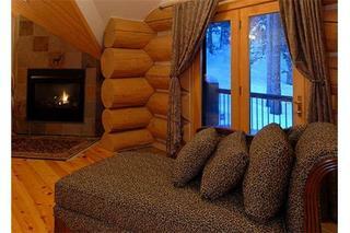 Paradise Meadow Lodge