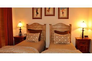 Villas At Tristant