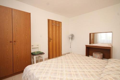 Apartment Osor 8004a