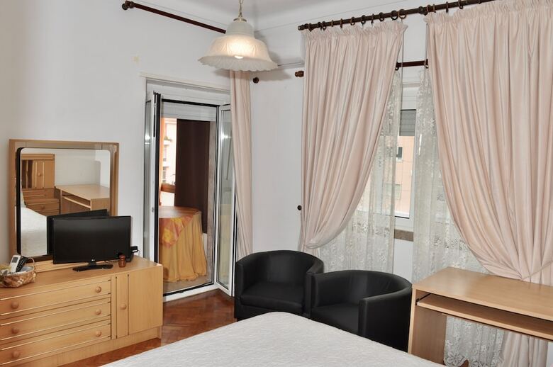Mary Apartments