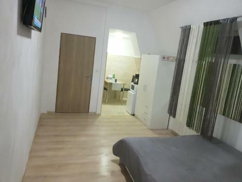 Georgiana Apartments