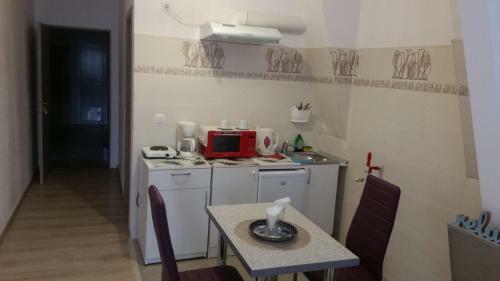 Georgiana Apartments