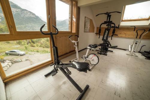 Hostal Chalet Les Moineaux Chambres D'h�tes