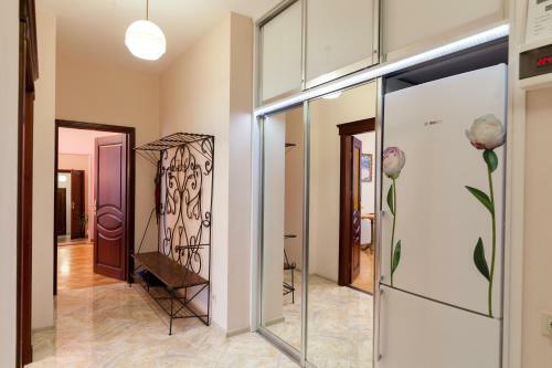 Two-bedroom Apartment Near The Station
