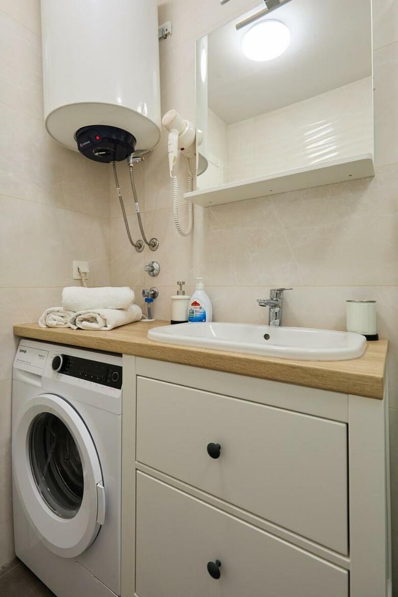 Residencia Guesthouse Anica