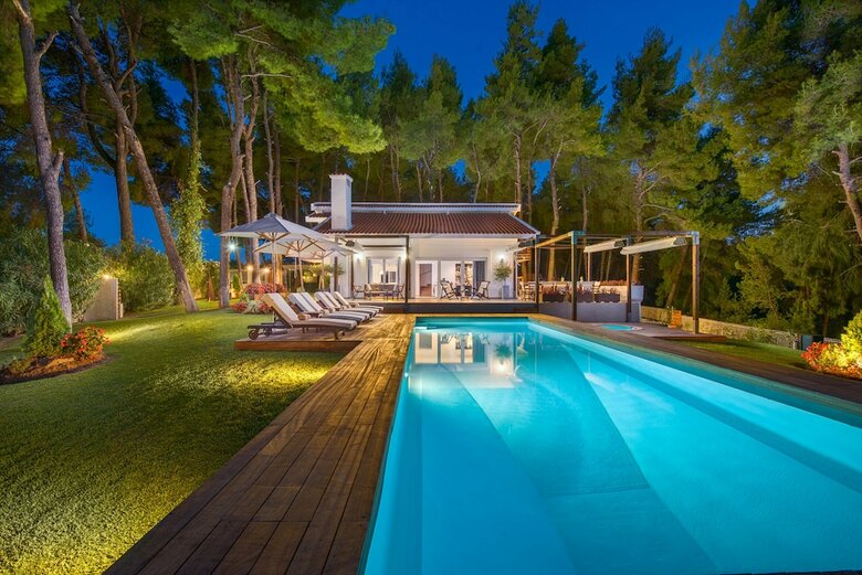 The White Villa At Sani