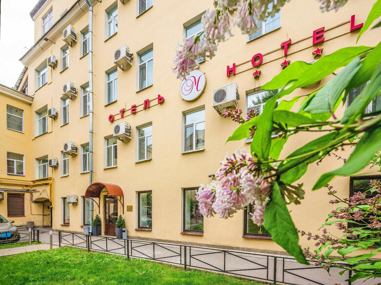 M-hotel