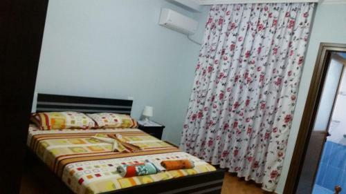 Hostal Albanian Happines Guesthouse