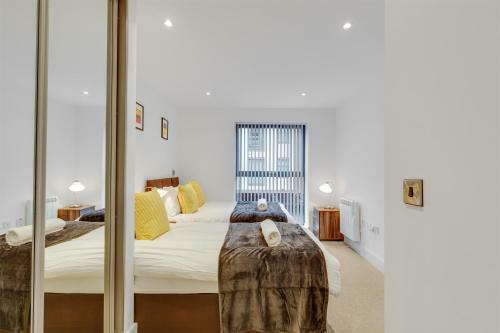 Metalworks By Ur Stay Apartments