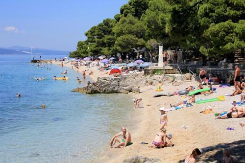 Hostal Studio Brela 2752d