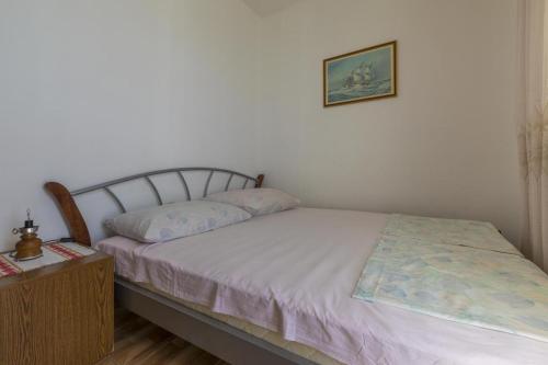Hostal Apartments With A Parking Space Selce (crikvenica) - 2383