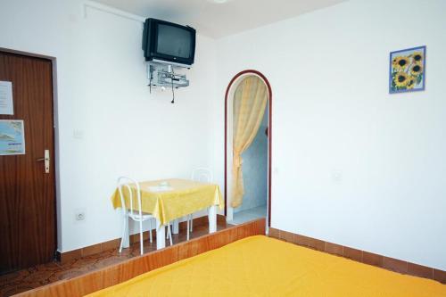 Hostal Studio Kampor 5064a