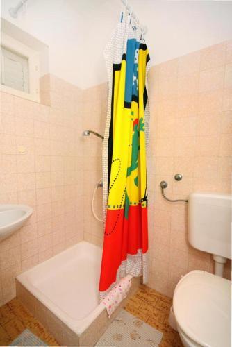 Hostal Double Room Banjol 4976c