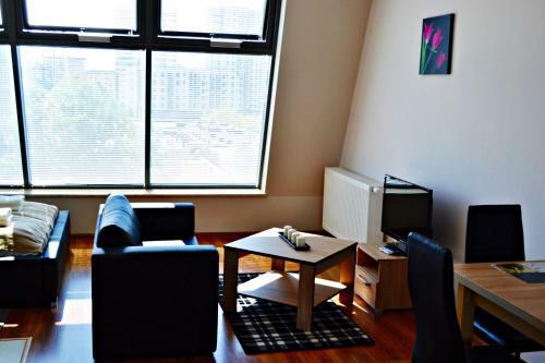 Jtb Deluxe Apartments