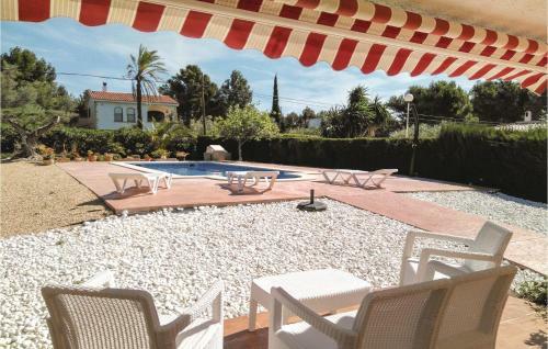Holiday Home Sant Jordi D'alfama 09