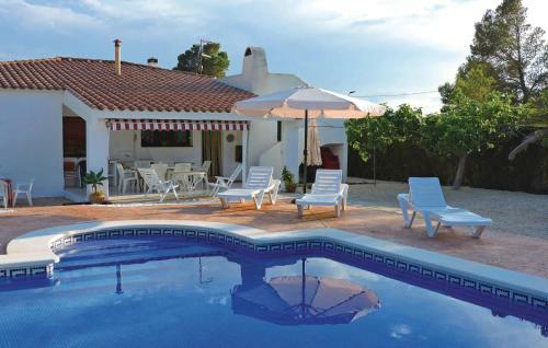 Holiday Home Sant Jordi D'alfama 09