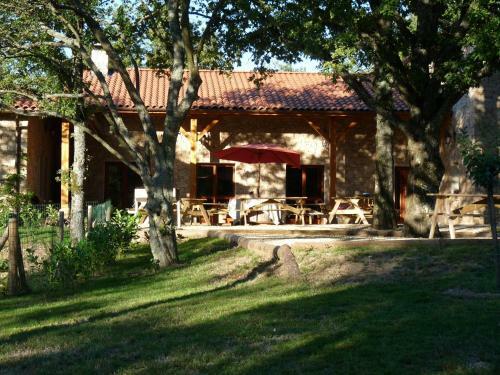 Hostal Auberge Les Tables Du Ban