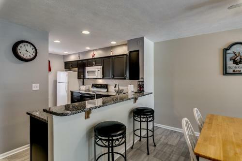 Anchorage II A12 Apartment