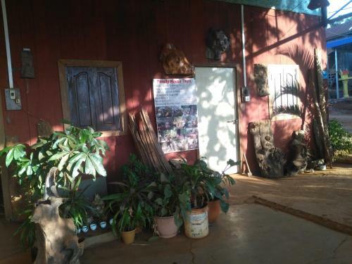 Hostal Family House