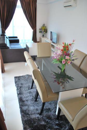 Jb City Paragon Serviced Apartment