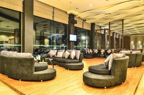 Alvarez Hotel