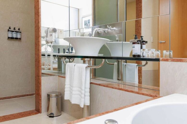 Hotel Doubletree By Hilton Buenos Aires