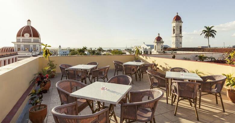 Hotel La Union Managed By Meli�