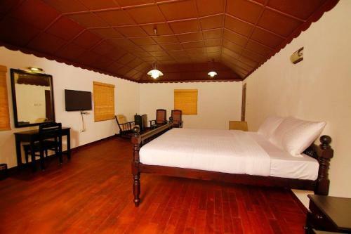 Hotel The Byke Spice Heritage Pure Veg