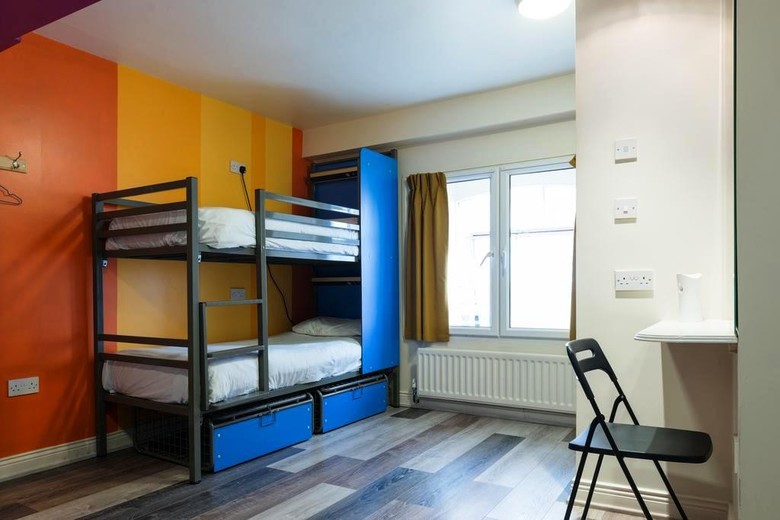 Hostal Sky Backpackers