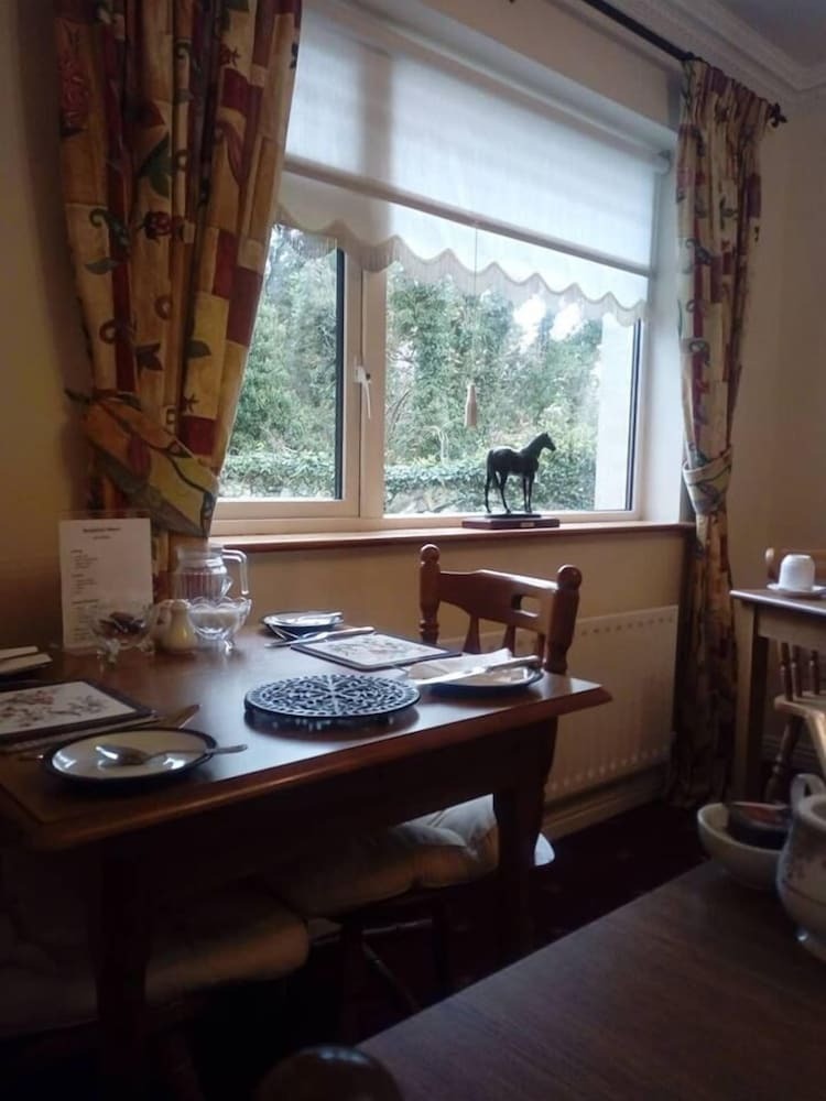 Corrib View Farm Country Bed & Breakast