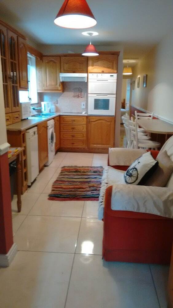 Corrib View Farm Country Bed & Breakast