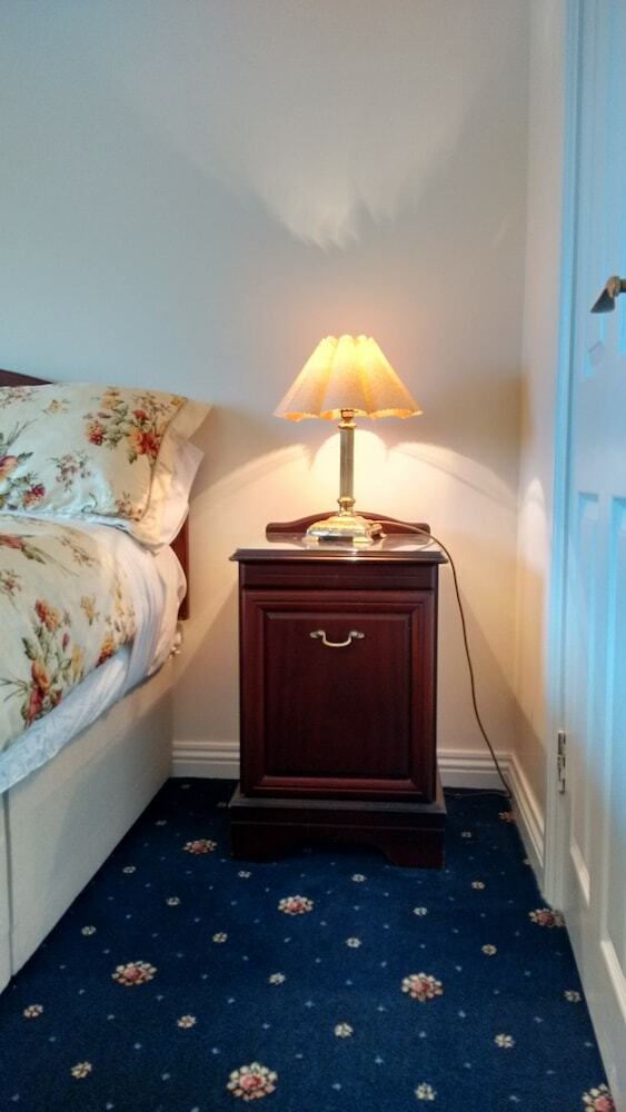 Corrib View Farm Country Bed & Breakast