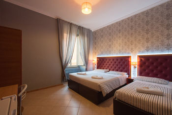 Hostal Alessandro Palace