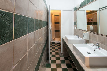 Hostal Alessandro Palace