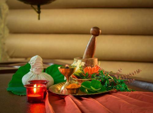 Mistletoe Homestay & Cafe