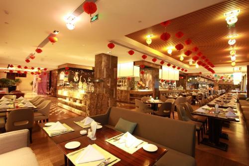 Hotel Howard Johnson Tianyu Plaza Yingtan