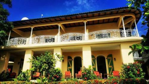 Hotel Habitation Des Lauriers