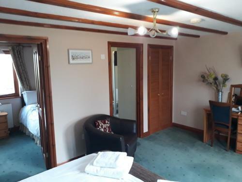 Posada The Crown Inn & Lodges