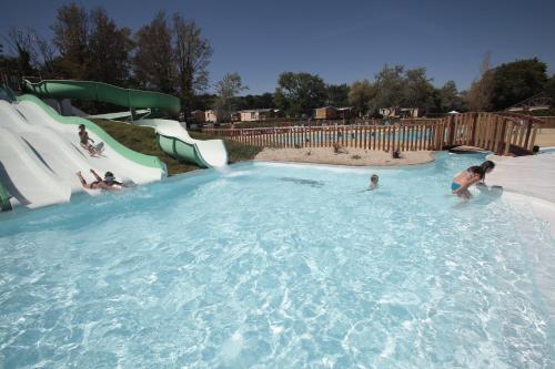 Domaine R�sidentiel De Plein Air Le Vorlen